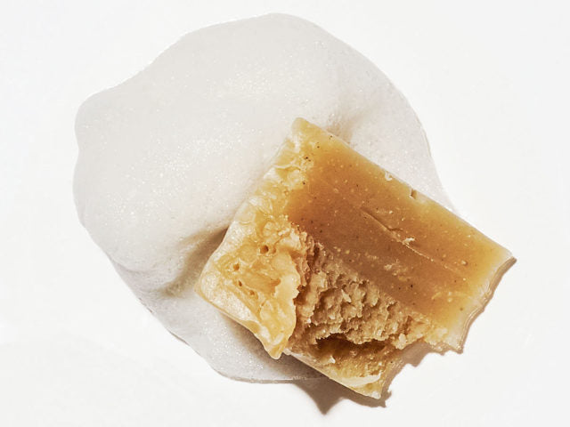 ニニ バネサヴォン